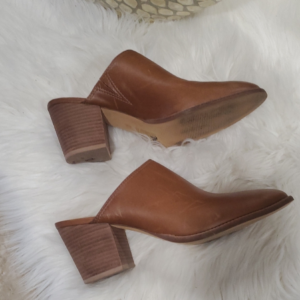 Madewell Classic Brown Leather  Slip-On Loafers - Picture 3 of 13